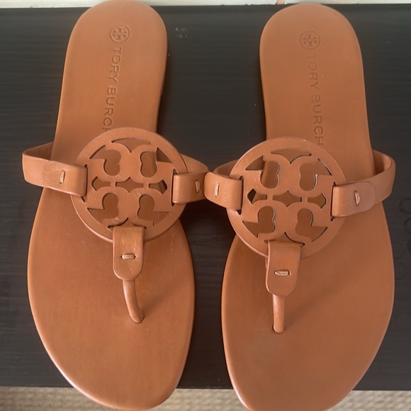 Authentic Tory Burch Miller sandals - Picture 3 of 4